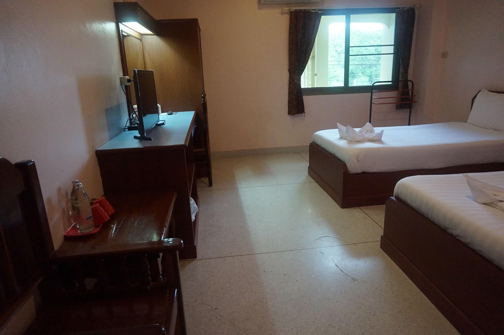 Metro Residence Surin Luaran gambar
