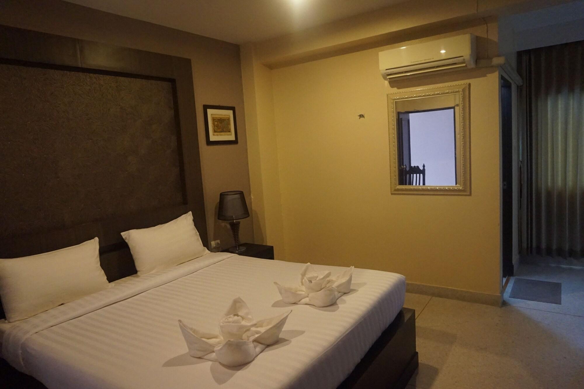 Metro Residence Surin Luaran gambar