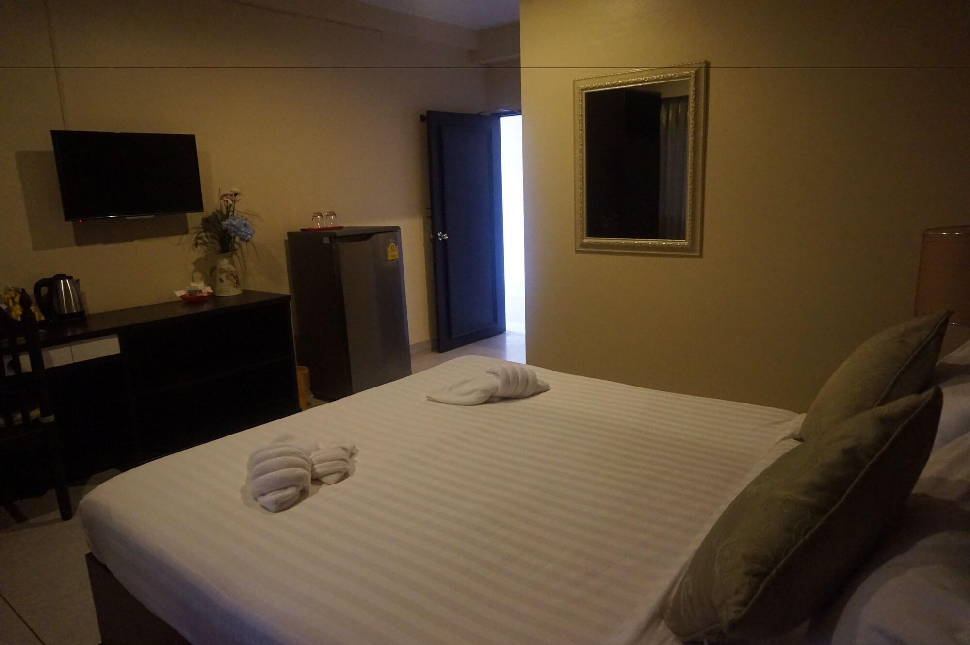 Metro Residence Surin Luaran gambar