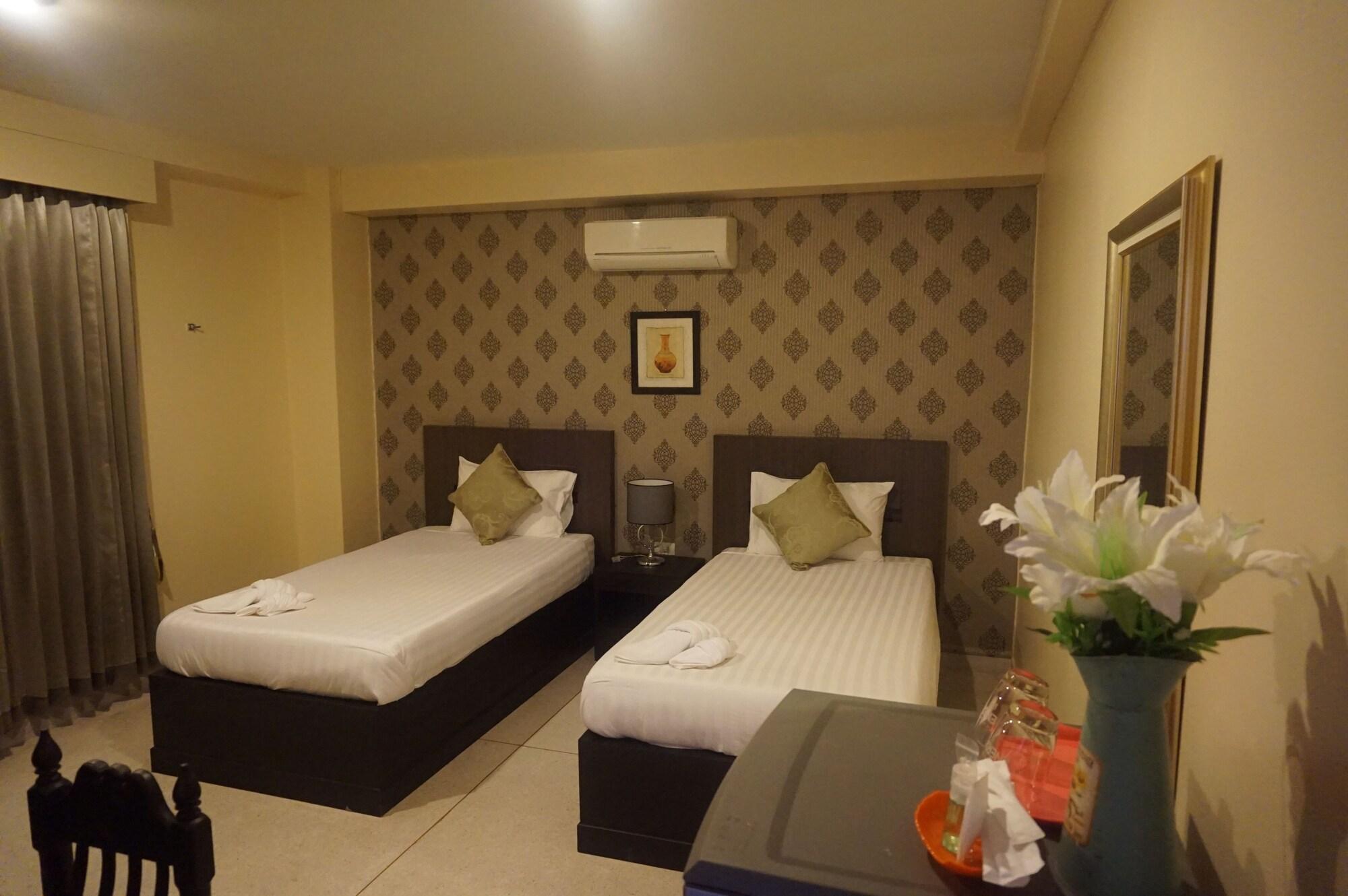 Metro Residence Surin Luaran gambar